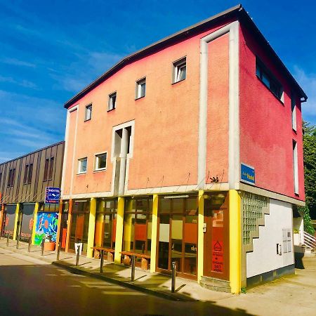 Aladin Hostel Любляна Экстерьер фото