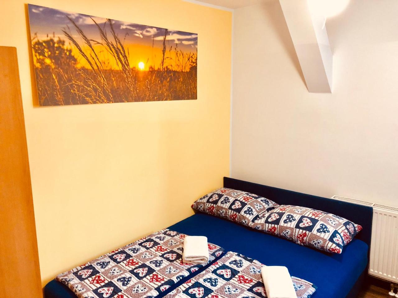 Aladin Hostel Любляна Экстерьер фото